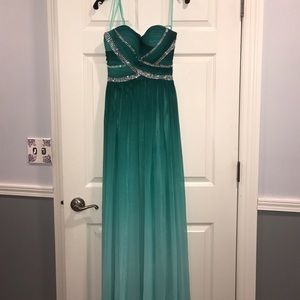 Hand jeweled, beautiful prom dress!